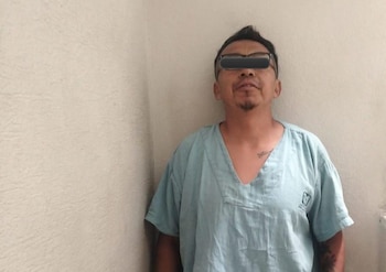 El presunto responsable, camillero del IMSS, fue trasladado a la Fiscalía del Estado de México tras ser identificado por la víctima.
(Facebook El Bunker de la Información)