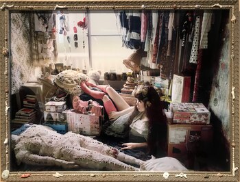 Mari Katayama (Triana López Baasch)