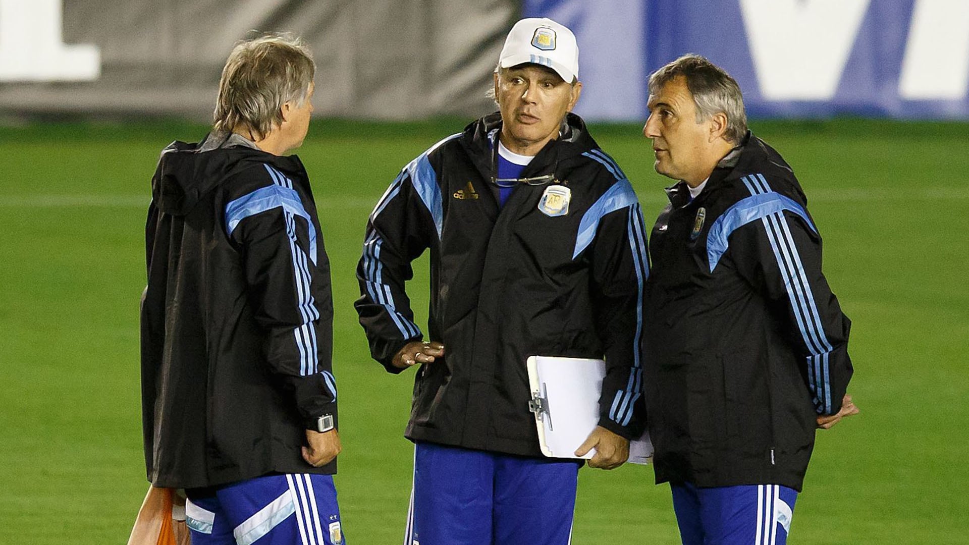 Claudio Gugnali relató la tensa jornada en la que Banega, Otamendi y Sosa quedaron fuera de la lista mundialista de 2014 (Credit: Photo by Ben Queenborough/BPI/Shutterstock)