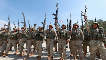 Gobierno presenta proyecto que cambiaría reglas del servicio militar en Perú y abre consulta ciudadana