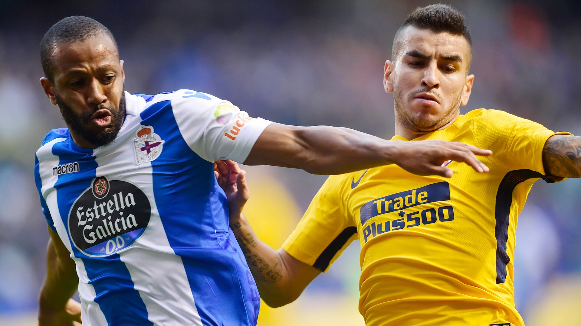 Un partido entre el Atlético de Madrid y el Deportivo de la Coruña (AFP)