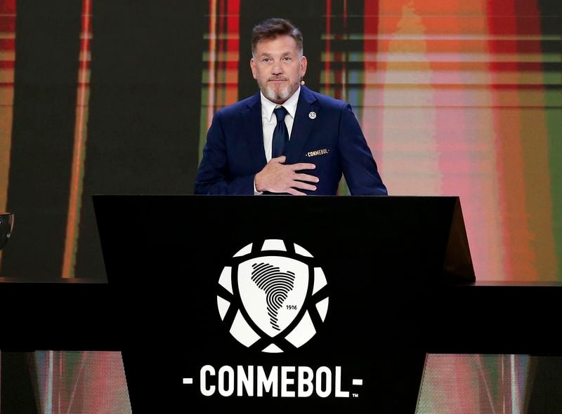 Alejandro Domínguez, presidente de la Conmebol, encabezará el sorteo de las Copas Libertadores y Sudamericana 2026 (REUTERS/César Olmedo)