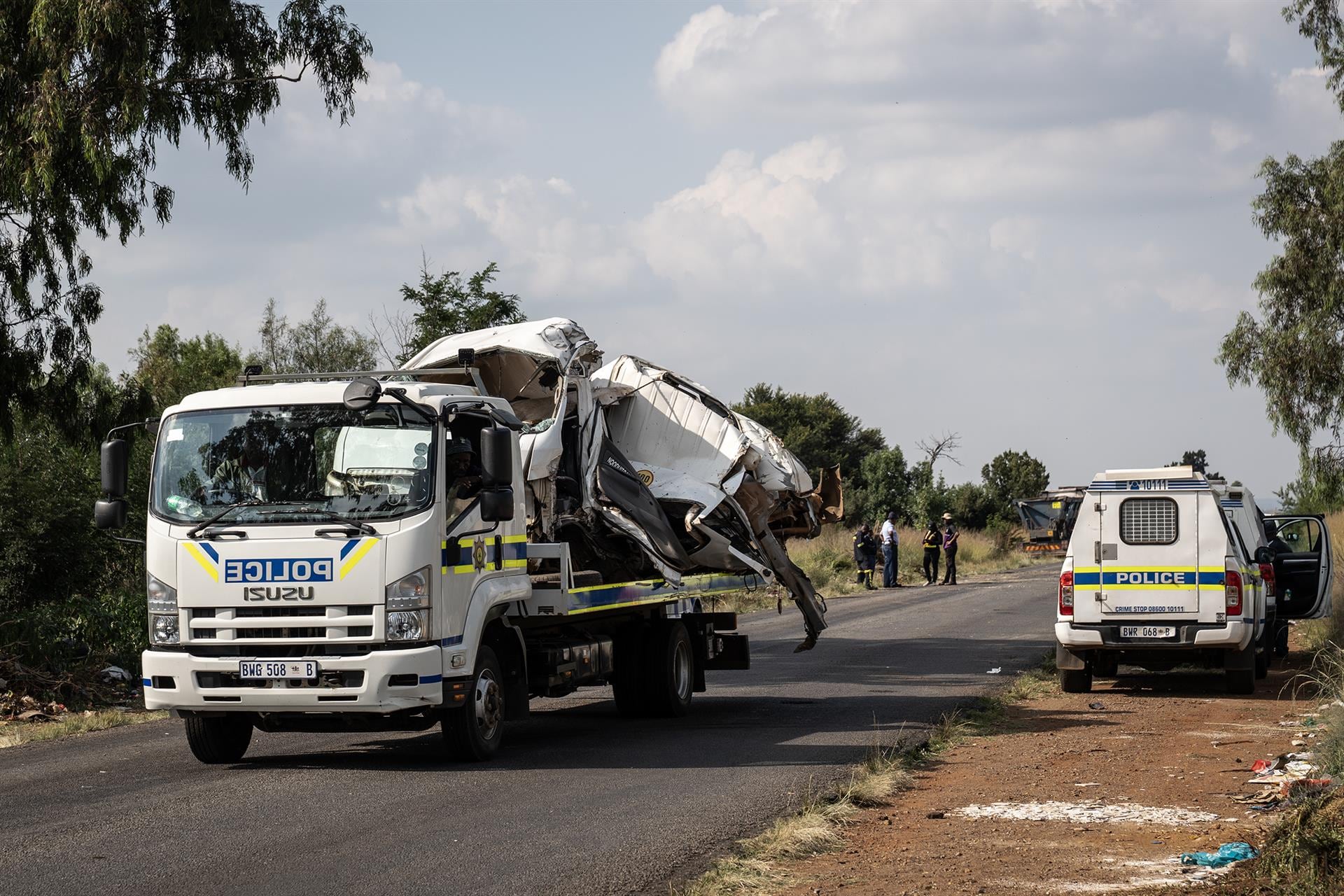 Al menos 14 muertos y más de 20 heridos al accidentarse un camión con casi 70 pasajeros ilegales