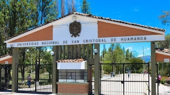 La Universidad Nacional San Cristóbal