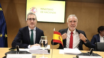 Hacienda ofrece a las CCAA un déficit del 0,1% del PIB y "los mayores recursos de su historia" en 2027
