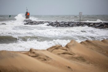 La tormenta tocó tierra cerca
