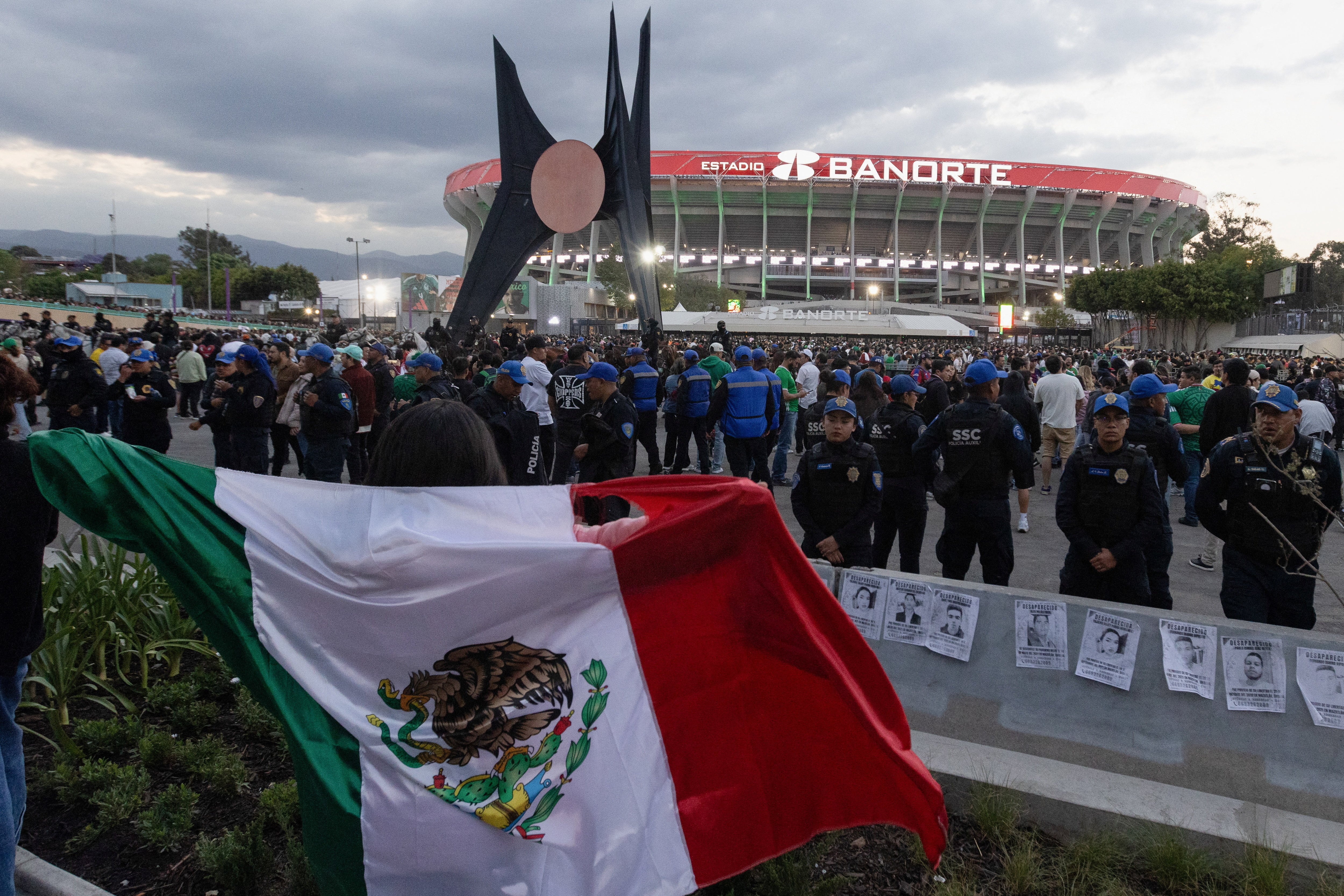 La NFL exige el Estadio Azteca con días de anticipación para inspecciones, adecuaciones y montaje, lo que limitaría el acceso de la Selección Mexicana. REUTERS/Quetzalli Nicte-Ha
