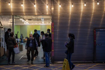 La abstención protagoniza las controvertidas