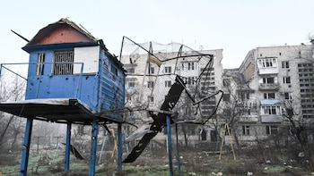 Un nuevo intercambio de ataques entre Rusia y Ucrania deja un muerto en cada país