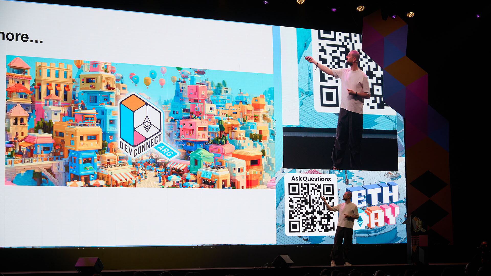 Uno de los 79 expositores de la Devconnect 2025, en Palermo