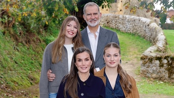Las sonrisas de la familia real española, analizadas por un experto: “La más armónica es la de la infanta Sofía, que rompe con la herencia del labio fino”