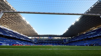 Detenidos siete aficionados por los