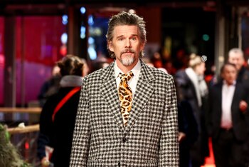 Ethan Hawke conectó la temática de Blue Moon con el estado actual de la industria cinematográfica (Reuters)