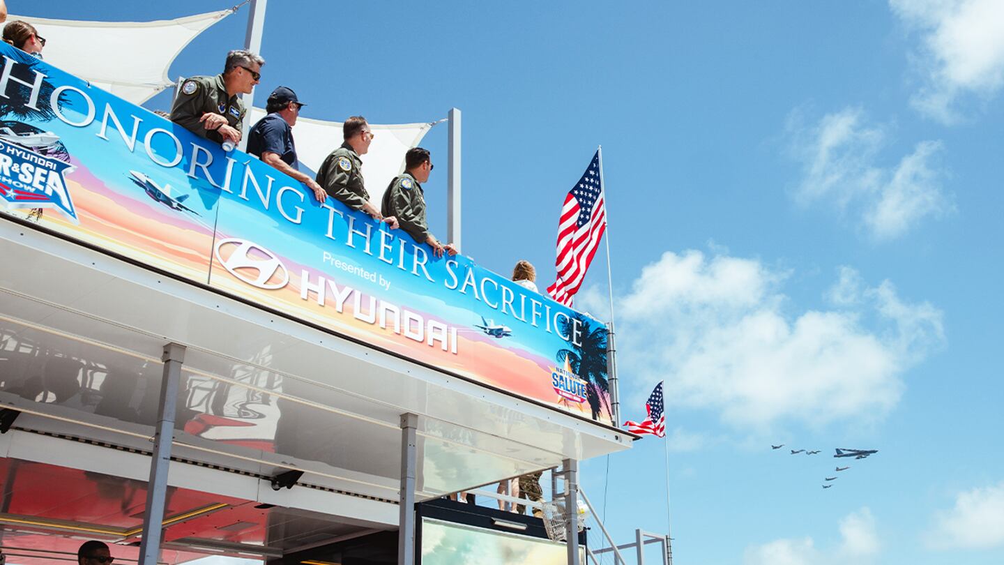 El evento se celebra este fin de semana por el Memorial Day, con shows aéreos y navales frente a South Beach. Foto: Fox News