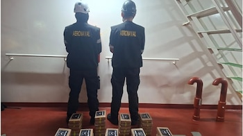 Un total de 46 paquetes de presunta droga fueron encontrados en un contenedor procedente de Guayaquil, Ecuador, que transitaba por Panamá con destino final a Amberes, Bélgica. Tomada del Senam