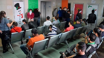 Casi un mes de conflicto médico en Honduras: pacientes siguen esperando atención y citas