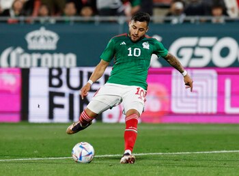 Foto de archivo de Alexis Vega durante un partido de la selección mexicana. Estadio Montilivi, Girona, España. 16 de noviembre de 2022.
REUTERS/Albert Gea