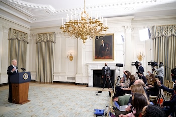 Joe Biden dando sus impresiones