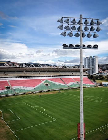 Así está el estadio La Independencia de Tunja, en la previa de la final entre Santa Fe y Cali - crédito @santafeleonas/Instagram