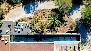 Tiene una capacidad máxima para