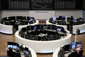 FOTO DE ARCHIVO: Gráfico con