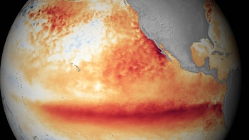 Globo terráqueo del Océano Pacífico. Aguas coloreadas en tonos de blanco, naranja y rojo intenso. Continentes de América del Norte y Sur en gris