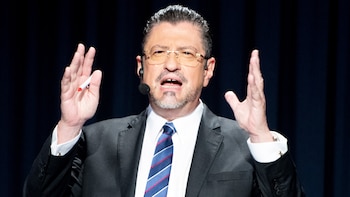 Quién es Rodrigo Chaves, el