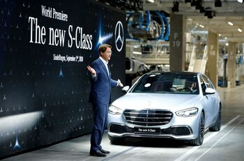 Imagen de archivo de Ola Kaellenius, presidente de Daimler AG, asistiendo a la presentación del nuevo Mercedes-Benz Clase S en la planta de producción de Daimler en Sindelfingen, cerca de Stuttgart, Alemania. 2 de septiembre, 2020. REUTERS/Ralph Orlowski/Archivo