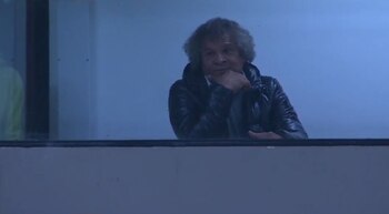 Alberto Gamero durante el partido