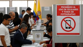 El ministro de Defensa confirmó la prohibición del uso de celulares y toma de fotos en puestos y mesas de votación durante las elecciones