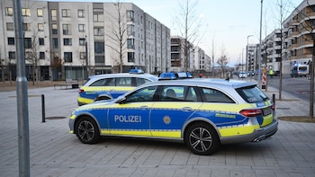 Cinco heridos después de que una persona rociara una sustancia desconocida en una discoteca en Alemania