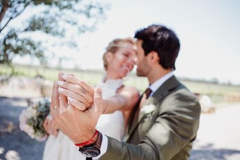 Nicole y Manu se convirtieron