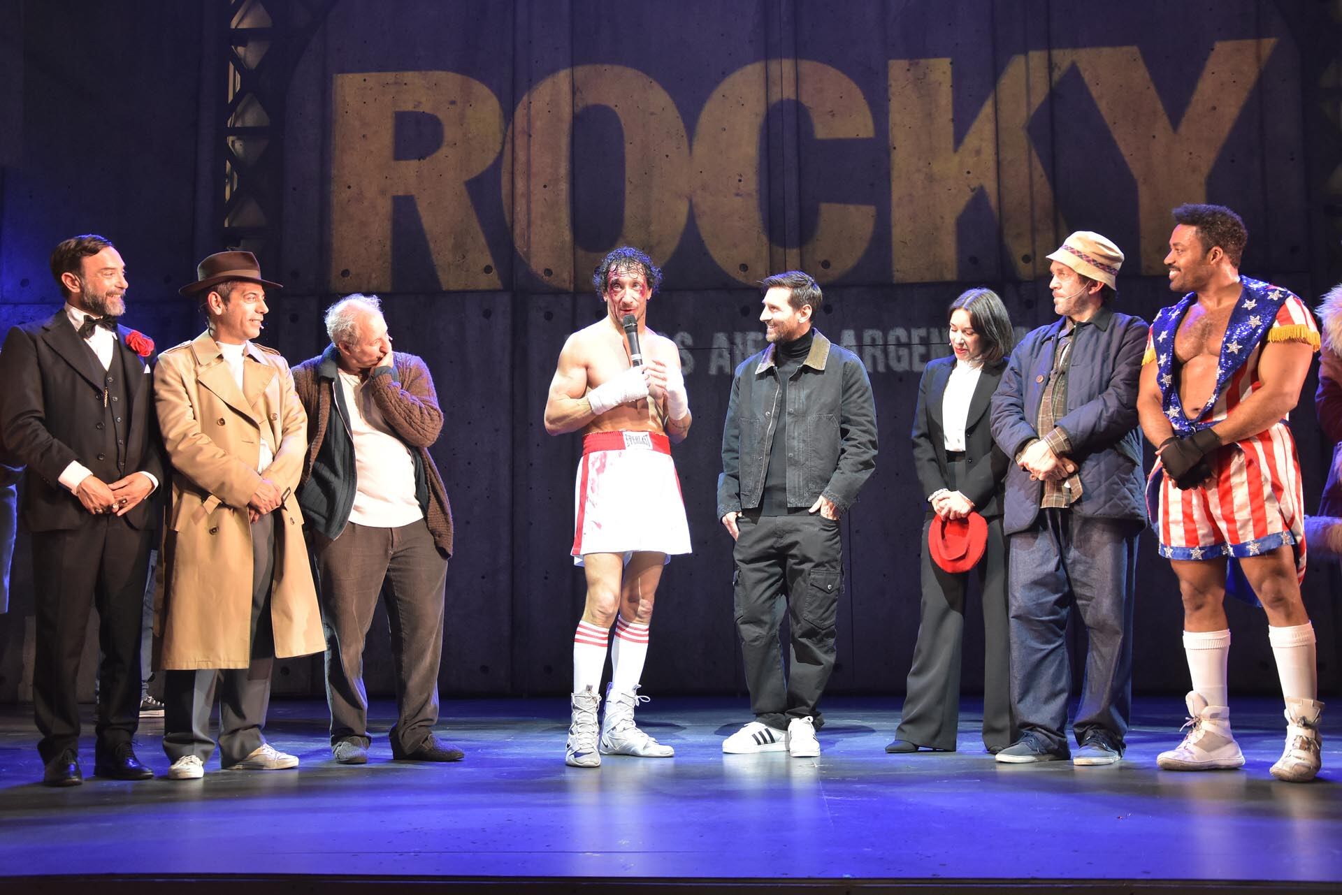 La ovación del público fue impactante tras subir al escenario Leo Messi