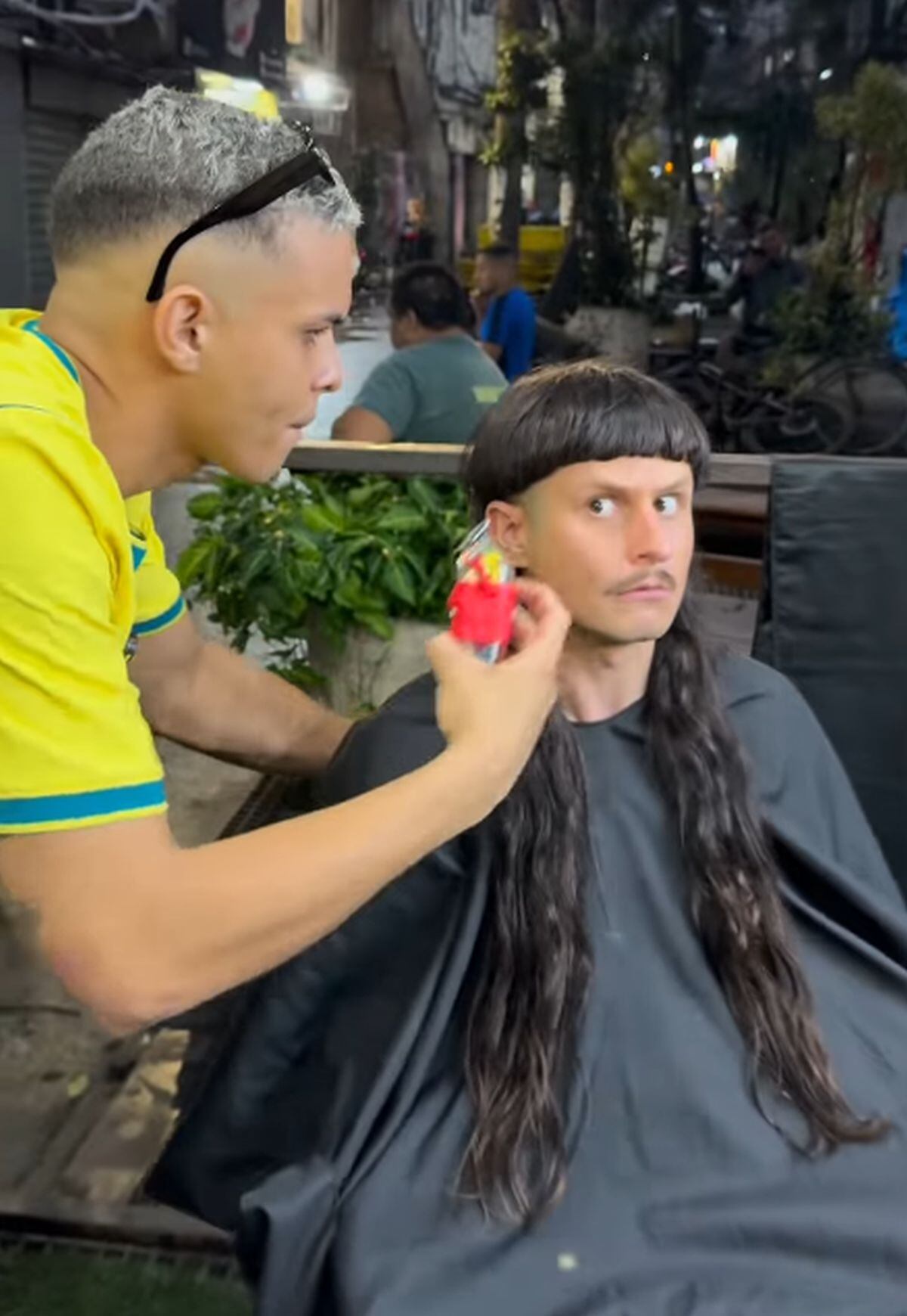 La última publicación del músico junto al influencer brasileño Iae Break se llenó de homenajes tras conocerse su muerte (Instagram/@olivertree)