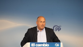Tellado (PP) llama "indecente" y "cobarde" a Sánchez y le acusa de "deslealtad" con Ceuta y su presidente
