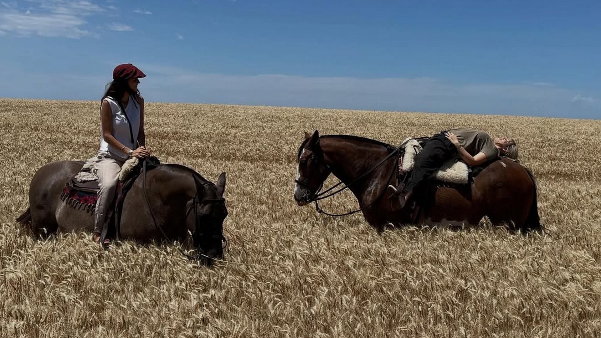 Wanda y Zaira Nara disfrutan del día de campo y de descansar sobre sus caballos bajo el sol (Instagram)