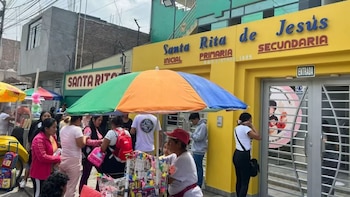 Desconocidos balearon fachada de colegio