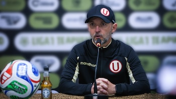 La indecisión de Universitario que le impidió contratar a técnico vinculado con la selección peruana antes de Héctor Cúper