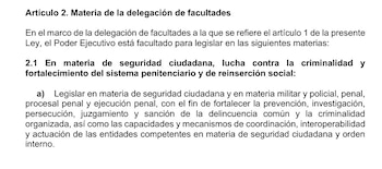 Documento con texto en español: 'Artículo 2. Materia de la delegación de facultades', que detalla las áreas de seguridad ciudadana y sistema penitenciario