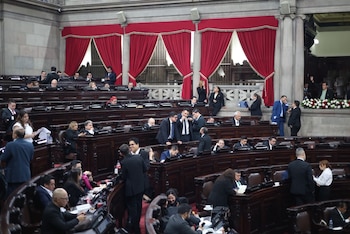 La reforma fue producto de semanas de debate y consenso entre distintos bloques parlamentarios sobre los delitos financieros. (Cortesía: Congreso de la República de Guatemala)