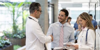 la demanda de profesionales en