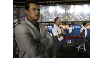 Juan Reynoso dirigió a la 'U' en el 2009 y parte del 2010.