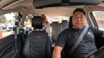 Pasajera es apodada ‘Lady Cámara’