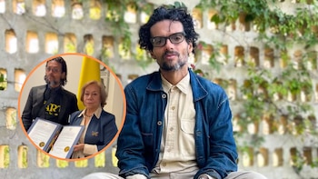 Gustavo Petro le entregó la nacionalidad colombiana al cantante Robi Draco Rosa: “La libertad y la vida”