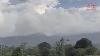 Autoridades costarricenses declaran alerta verde por aumento en la actividad del volcán Rincón de la Vieja