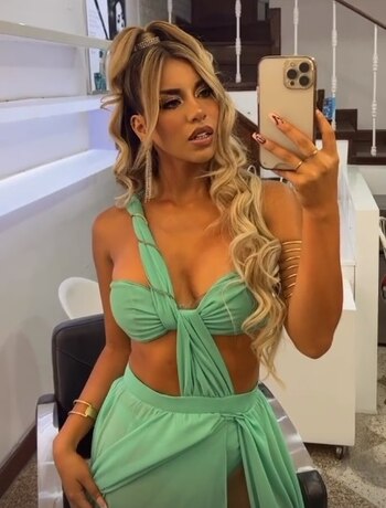 Gabriel Herrera y el vestido