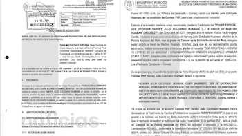 Documento oficial con texto legal y sellos del Ministerio Público de Perú, que presenta un requerimiento acusatorio y detalles de un caso