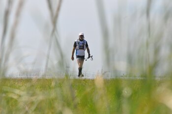 Tibaldi tiene 64 años y