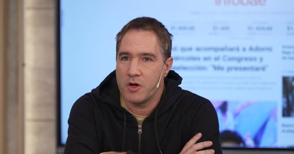 Las pymes dedican más tiempo a trámites administrativos e impositivos que a la producción, lo que perjudica la competitividad del sector (Infobae en Vivo)