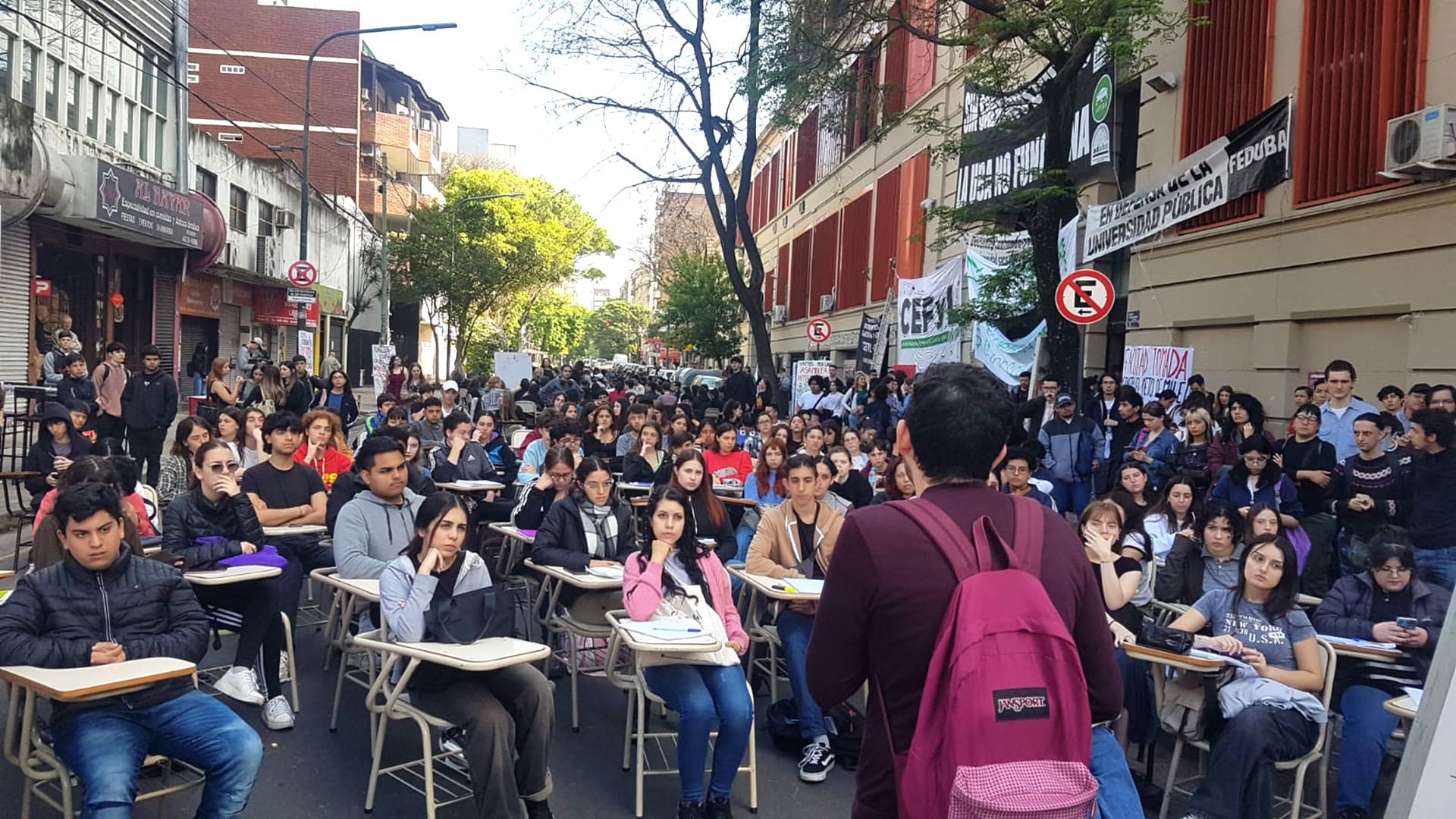 La jornada de la UBA incluirá atención gratuita en odontología, óptica, veterinaria, clínica médica, asesoramiento jurídico y orientación psicológica.